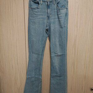 Levi Strauss "725 High Rise Bootcut" jeans - size 30